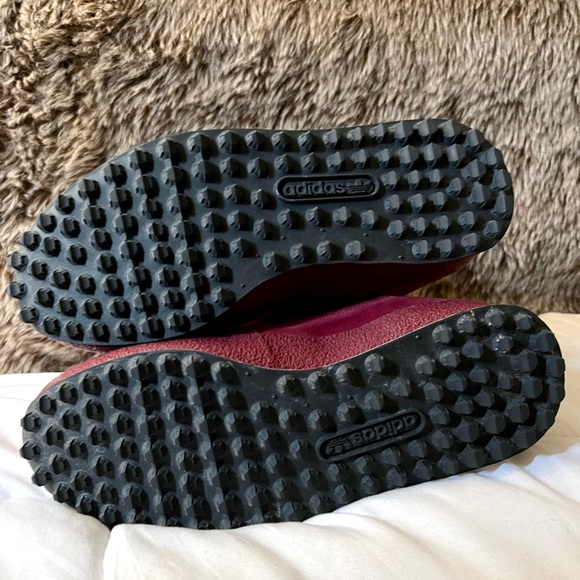 👑✅PRICE FIRM✅NO OFFERS👑RARE Adidas Burgundy Sports Boots - Picture 7 of 15